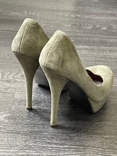 High Heel Plateau Pumps, Zigisoho, oliv, Gr. 40, Wildleder Absatz 14 cm getragen