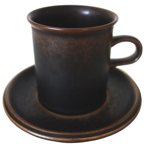 Kaffeetasse mit untertasse - kaffeetasse,
