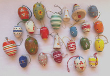 20 Ostereier & 3 Glocken DDR