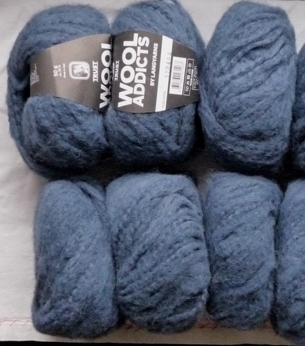 Wool addicts trust - addicts, "trust"