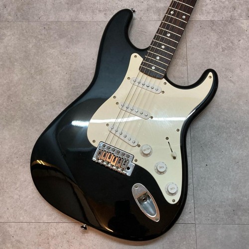 Squier fender bullet - by,