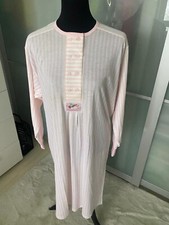 Calida Damen Nachthemd Größe M.Made in Switzerland.Farbe:Rosa/Weiss gestreift.