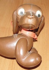 Plastik Dackel mit Wackelaugen