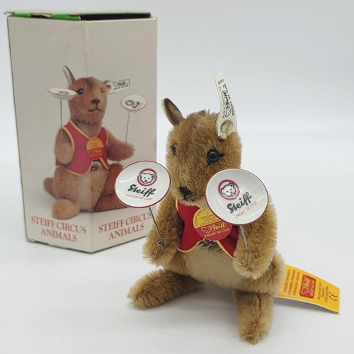 Steiff 650536 juggler kangaroo - steiff,