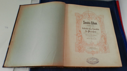 Historisches notenbuch - historisches,
