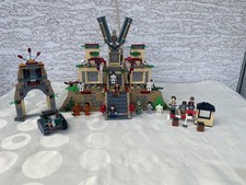 LEGO Indiana Jones 7627+7620 "" Der Tempel des Kristallschädels + Motorradjagt""