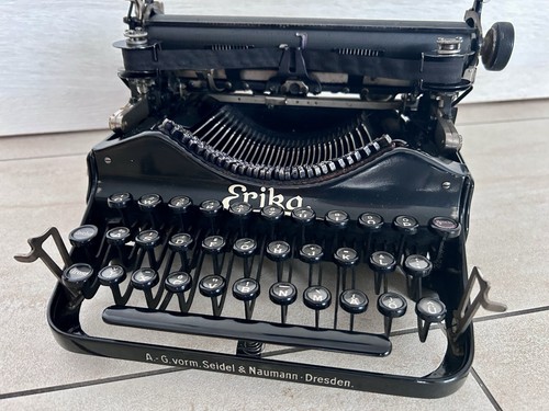 Antike schreibmaschine erika - antike,