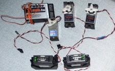 5 Robbe Servos und ein 8 Kanal