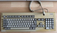 Commodore AMIGA 3000 Tastatur KKQ-E96YC mit Adapter für A4000, works #01 25