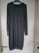 STRICKKLEID mit Nieten grau