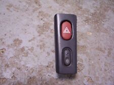 Renault Laguna 1 B56 K56 : Warnblinkschalter