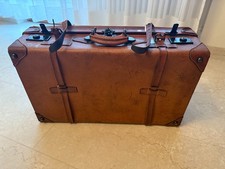 Vintage Reisekoffer aus echtem Leder braun