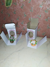 2 x Nostalgie-Blumen-Korb-Garten-Kaufladen-Puppenhaus-Puppenstube-ca 1:12-OVP