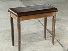 Alter Hocker mit Klappfunktion - Vintage