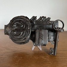 Antikes Tür o. Schrank Schloss mit Schlüssel Barock? Funktioniert Eisen Riegel