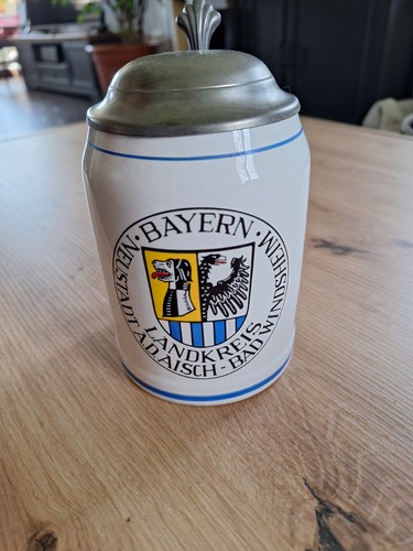 Bierkrug mit zinndeckel - mit,