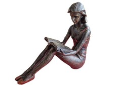 LESENDES MÄDCHEN LESENDE FRAU Figur 17 cm 