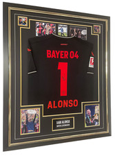 * Gerahmtes XAVI ALONSO von