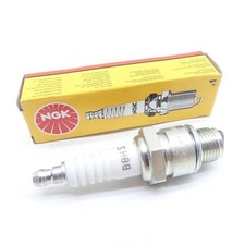 NGK B8HS Zündkerze für