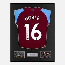 Gerahmtes signiertes West Ham United Trikot von Mark Noble 2020-21 Home [Classic]