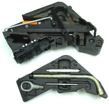 VW TOUAREG 7L / BORDWERKZEUG WAGENHEBER / 7L0012112 / 7L0012113 (ZO91)