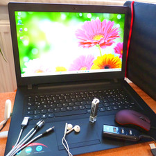 Lenovo 110 IdeaPad 17Zoll