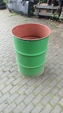 Grünes Metallfass – offen – 200 Liter – universell nutzbar
