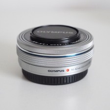 Olympus M.Zuiko 14-42mm