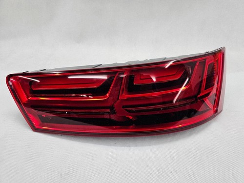 Audi 2016 hinten - 4m, rechts