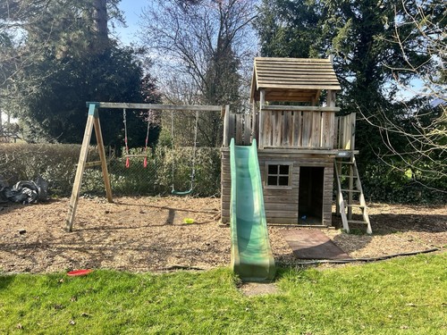 Toller spielturm mit - toller, rutsche