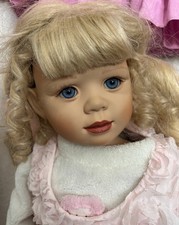 Künstlerpuppe „Millicent“