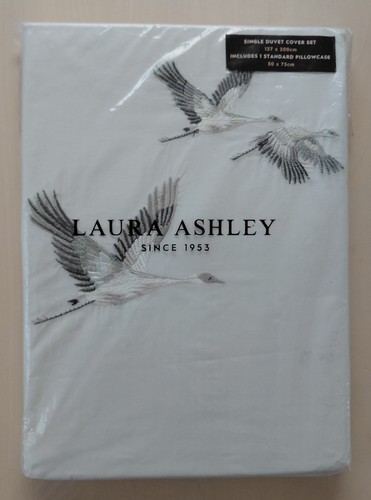 Laura ashley bestickt animalia - laura,