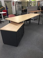 CEKA Schreibtisch mit Container links helle Buche anthrazit