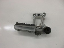5. Kawasaki GPZ 600 R ZX600A Fußrastenhalter hinten rechts mit Fussraste Sozius