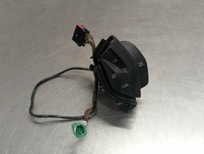 AM5T9E740AA Lenkradkontrolle