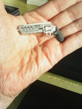 Magnum Revolver 1:6 scale
