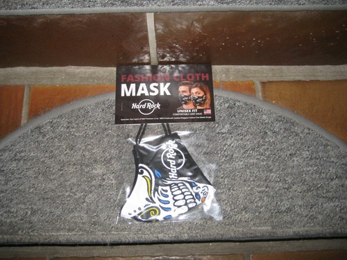 Original hard rock cafe mask - rock,