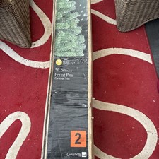 Künstlicher Weihnachtsbaum 5’-6” Wald Kiefer Urlaub Weihnachten 