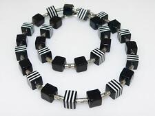 Mode Schmuck Kette Halskette Cube  Würfel Harz schwarz weiß gestreift  022f