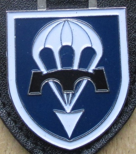 Brustanhänger