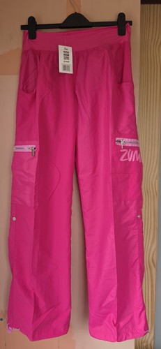 Neu mit etikett zumba - neu,