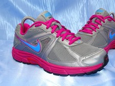 NIKE DART 9 SNEAKER Gr 38