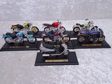 28YyxW - 7 x Maisto Design