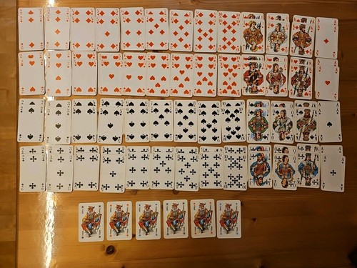 Altes rommé kartenspiel - altes, rommé-kartenspiel