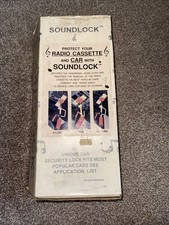 Radio Kassette und Auto mit