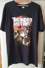 Thundermother * Heat Wave Tour