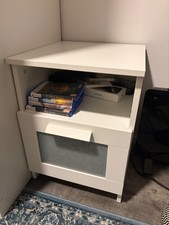 Ikea nachttisch weiß