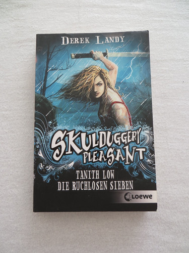 Skulduggery pleasant band - band, 7
