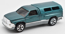 Hot Wheels Mainlane Dodge Ram 1500 Truck grün metallic. 1995. Made in Malyasia
