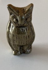 kleine Eule aus massivem